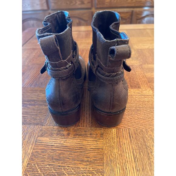 UGG KREWE PULL ON ANKLE BOOT - Picture 5 of 10